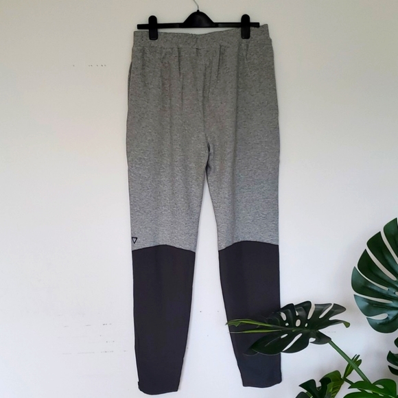 SOLD Toronto RAPTORS Men's Sweatpants Size Medium - Picture 3 of 11